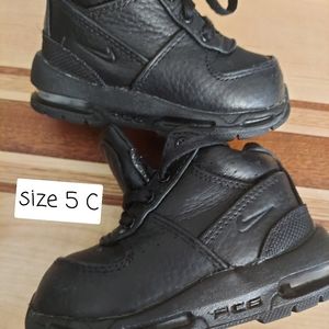 Nike Boots - 5 toddler